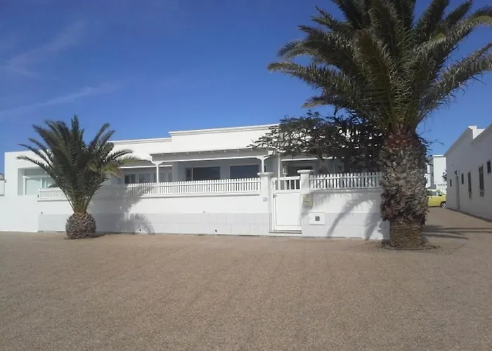 Mela Villa